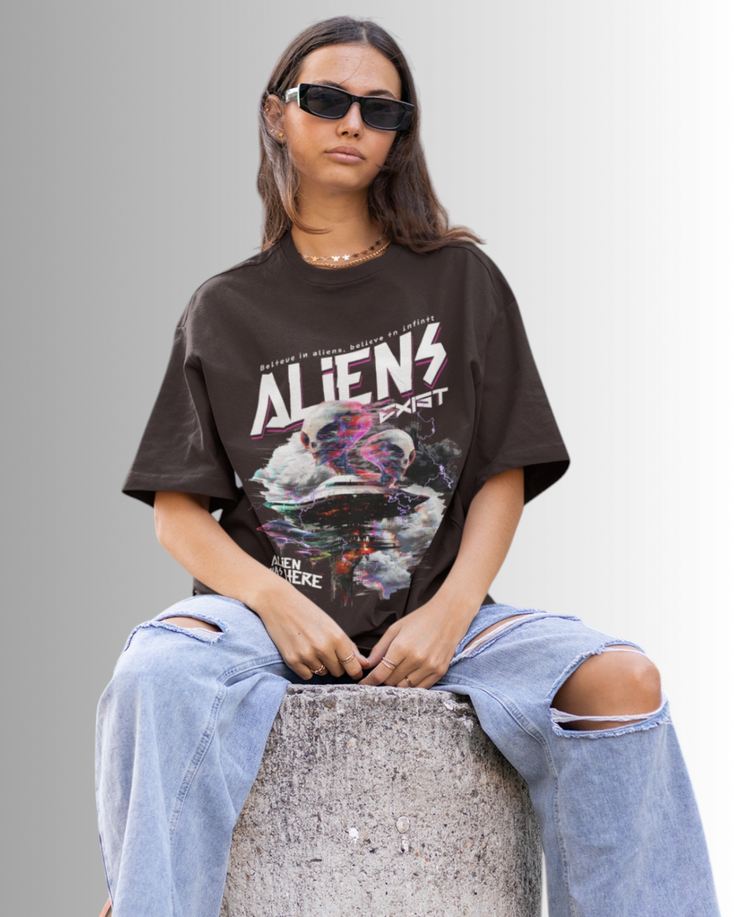 Alien Verse  Oversized T-shirt