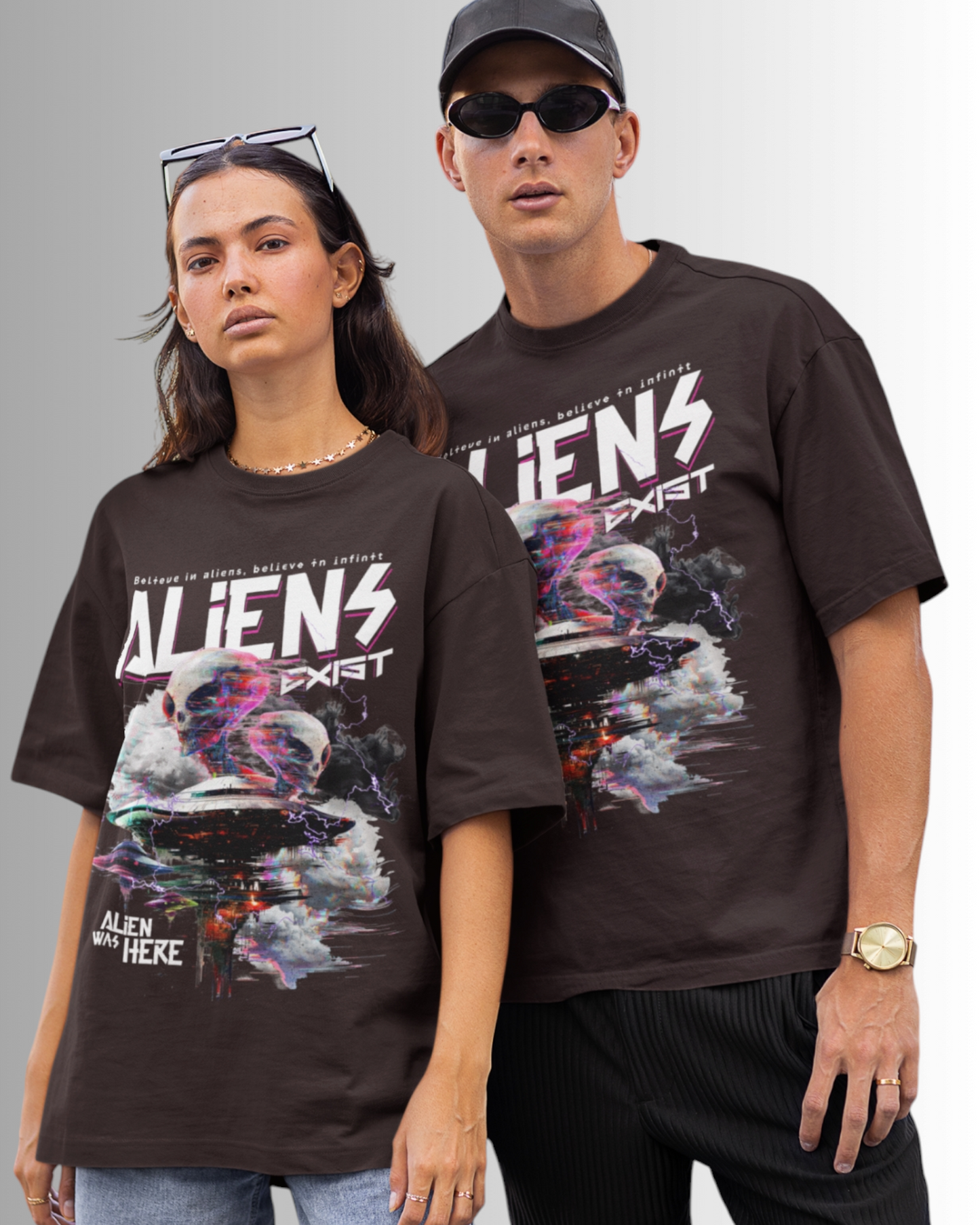 Alien Verse  Oversized T-shirt