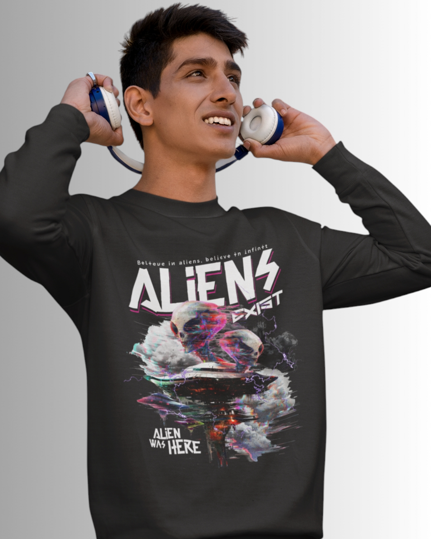 Alien Verse Sweatshirt